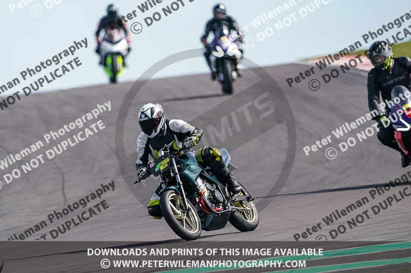 donington no limits trackday;donington park photographs;donington trackday photographs;no limits trackdays;peter wileman photography;trackday digital images;trackday photos